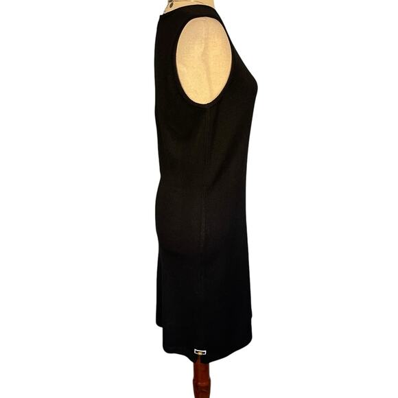 St. John Santana Knit Classic Sleeveless Sheath Dress Button Accent Black Size 4 - Picture 4 of 7